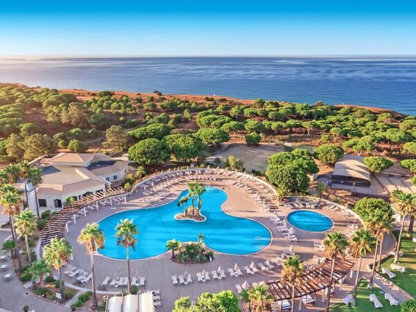 8 daagse vliegvakantie naar Adriana Beach Club Resort in olhos d agua
