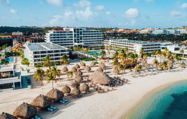8 daagse vliegvakantie naar Mangrove Beach Corendon Curacao Resort Curio by Hilton in willemstad