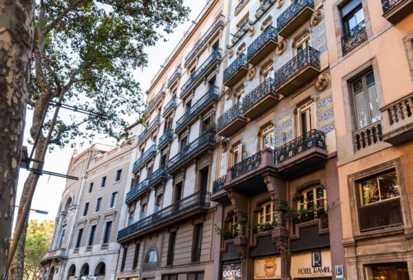 8 daagse autovakantie naar Ramblas Hotel Barcelona in barcelona