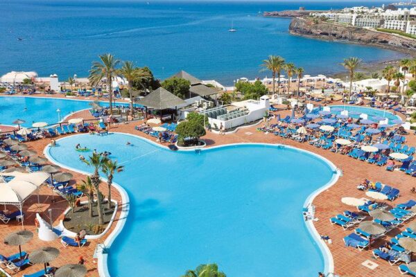 8 daagse vliegvakantie naar Sandos Papagayo Beach Resort in playa blanca