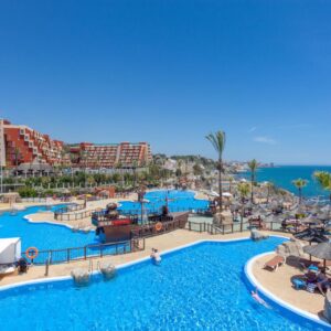 8 daagse autovakantie naar Holiday Palace in benalmadena