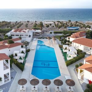 8 daagse vliegvakantie naar Fito Aqua Bleu Resort in pythagorion