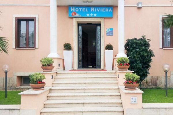 Hotel Riviera