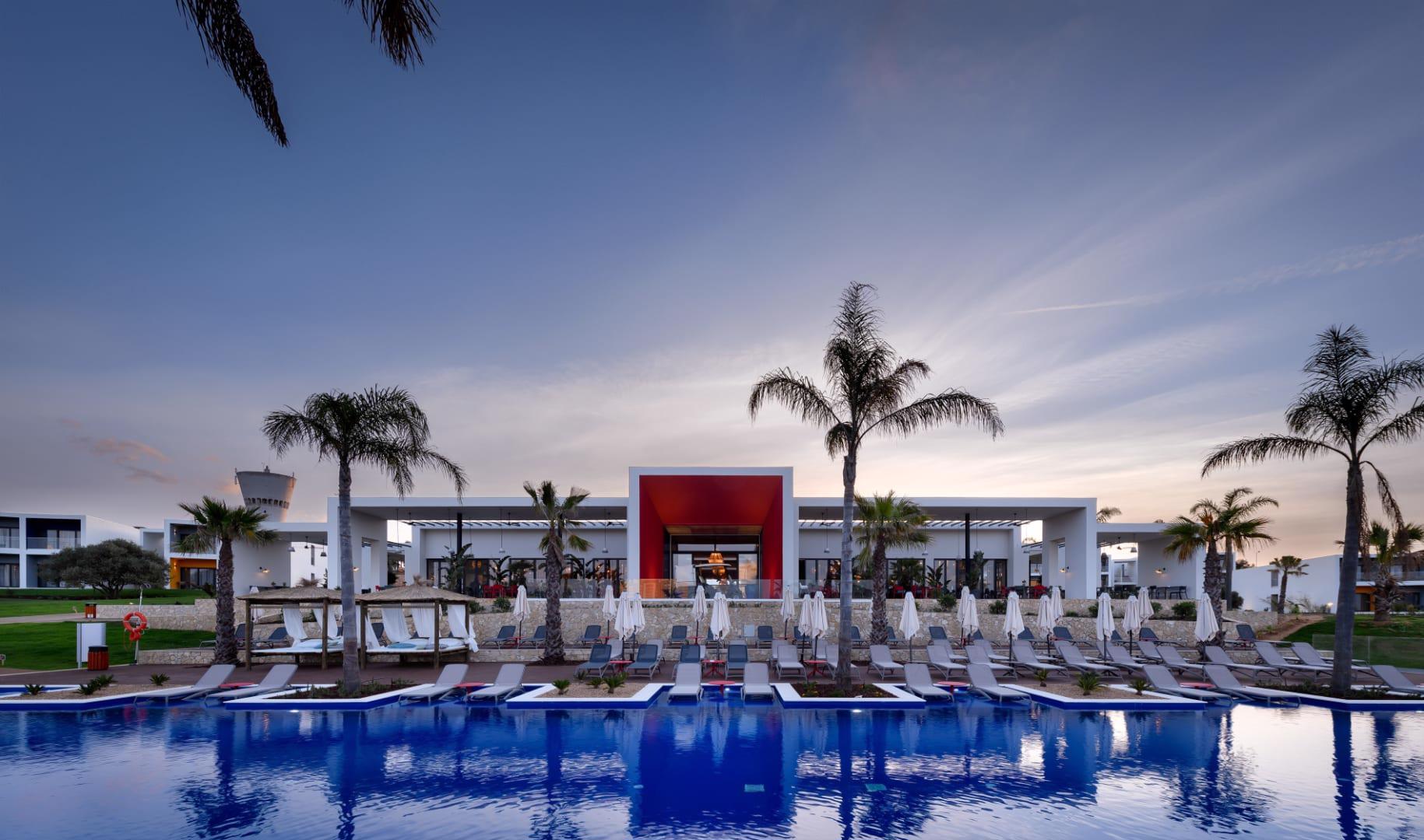 NHG8BTCU1OJEV2YXWPZT10JSDUOBLENF3JEQB5TR 8 daagse vliegvakantie naar Tivoli Alvor Algarve in alvor